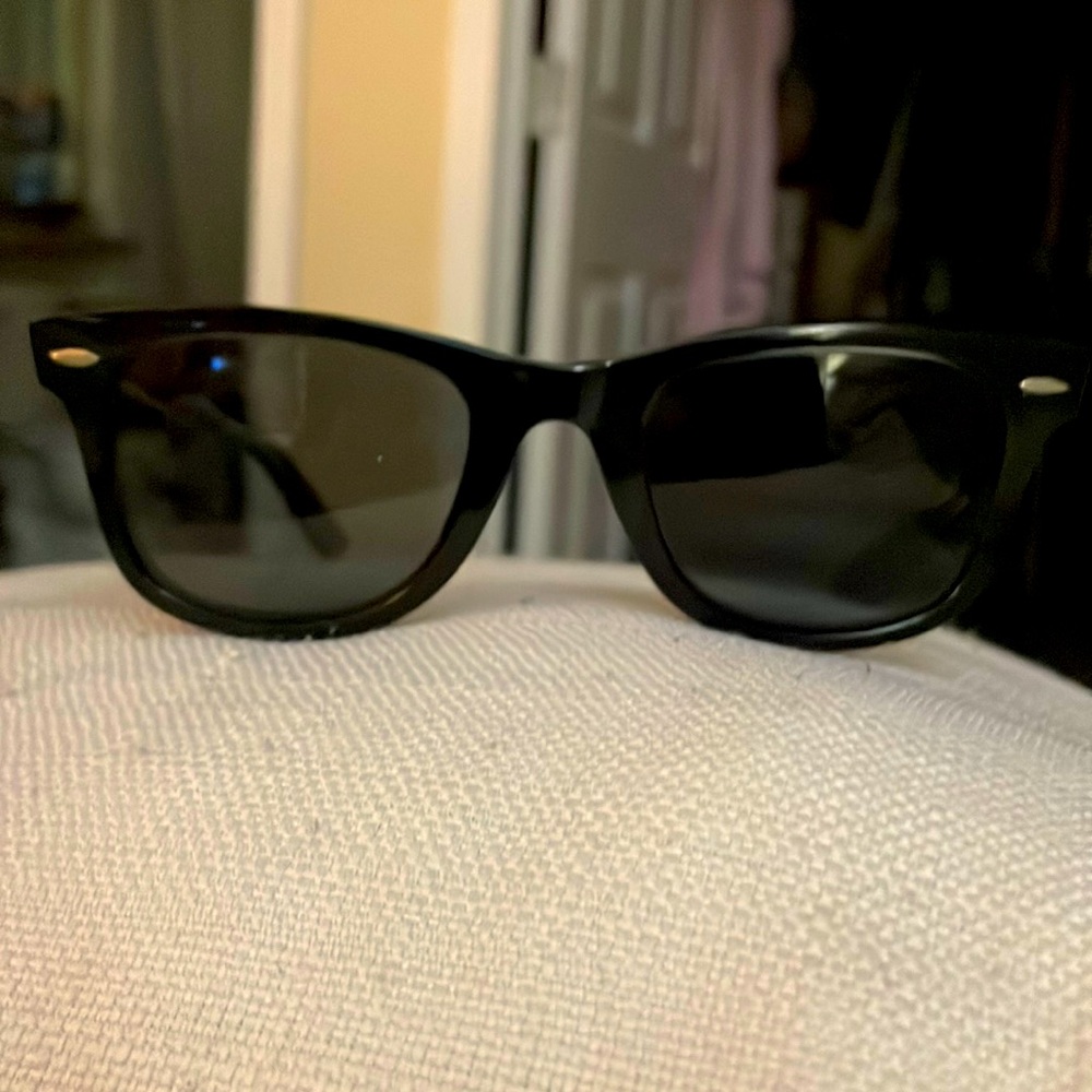 Ray-Ban Sunglasses 🕶